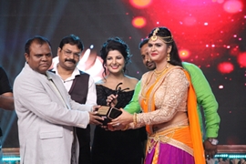Chandani Singh Bags Double Awards at Bhojpuri Sabrang Awards 2019
