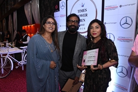 Actress Neha Dhupia Fecilitated Life Coach Dr Naavnidhi K Wadhwa With Times Power Women Awards For The Year 2019