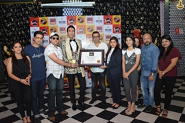 Sandip Soparrkar Received World Book Of Record Certificate For His World First Radio Dance Show Aao Twist Karein