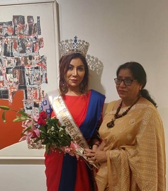 Dr  Naavnidhi K Wadhwa Inaugurates Tabassum Art Exhibition Nostalgia