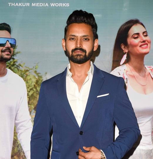 MAYANNK SHEKHAR THAKUR’S NEXT SONG NAHI JEENA IS THE BEST THING OF 2020