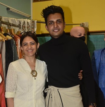 Sandip Soparrkar Inaugurates Chhaya Gandhi Design Studio At Andheri