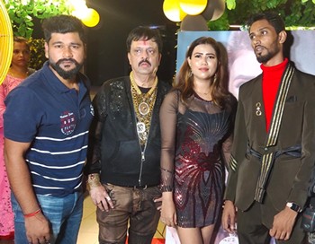 Dev Sharma And Ryo 2.0 In The Music Video Dekha Tennu Roz Roz