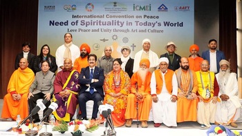 Love Peace and Unity Through Art and Culture- Sandeep Marwah Addressed Spiritual Leaders