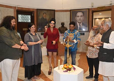 “SHIVOHUM 2.0: THE UNIFICATION” Art Exhibition By Renowned Artist Dr. Amitabh Shrivastav In Jehangir Art Gallery