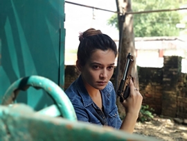 Samikssha Batnagar Shooting Action Sequence With Gun For Hemant N Mishra Next