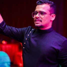 Sudeesh Nair and Erem khan Stage Skuare team became first Indian who performed between The Dallas Mavericks and Phoenix Suns basketball Match at Dallas US
