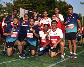 Zayed Khan And Sonnalli Seygall Encourage Thousands of Mumbaikars at Parinee Juhu Half Marathon 2020