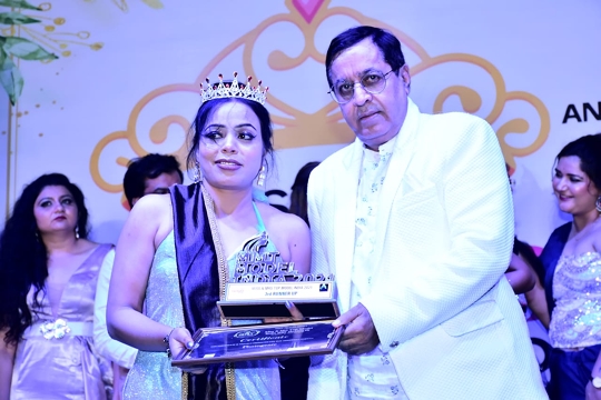 Rakesh Sabharwal Bollywood Producer Director As Jury Member Of Miss & Mrs Top Model 2021 Finale Held Recently In Jaipur