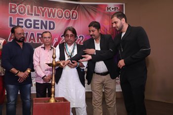 Successful And Grand Organization Of 4th Bollywood Legend Award 2022 By Krishna Chauhan Foundation